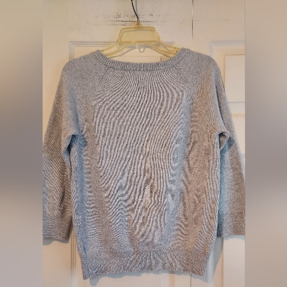 JCP Rhinestone Neck Sweater Size M 3/4 Sleeve Light Gray Bling Holiday Glam - Picture 8 of 14